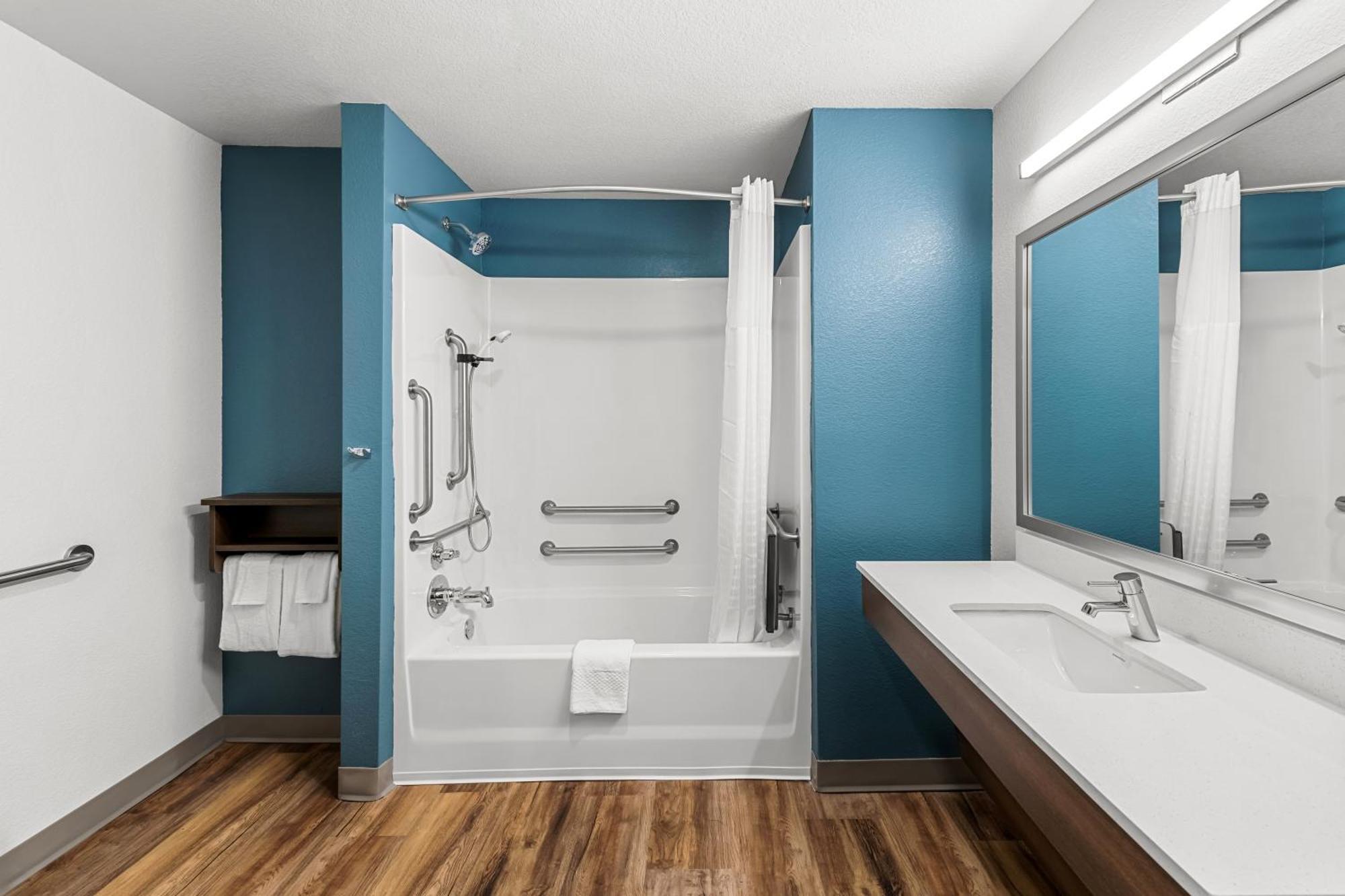Woodspring Suites Kansas City Airport Экстерьер фото