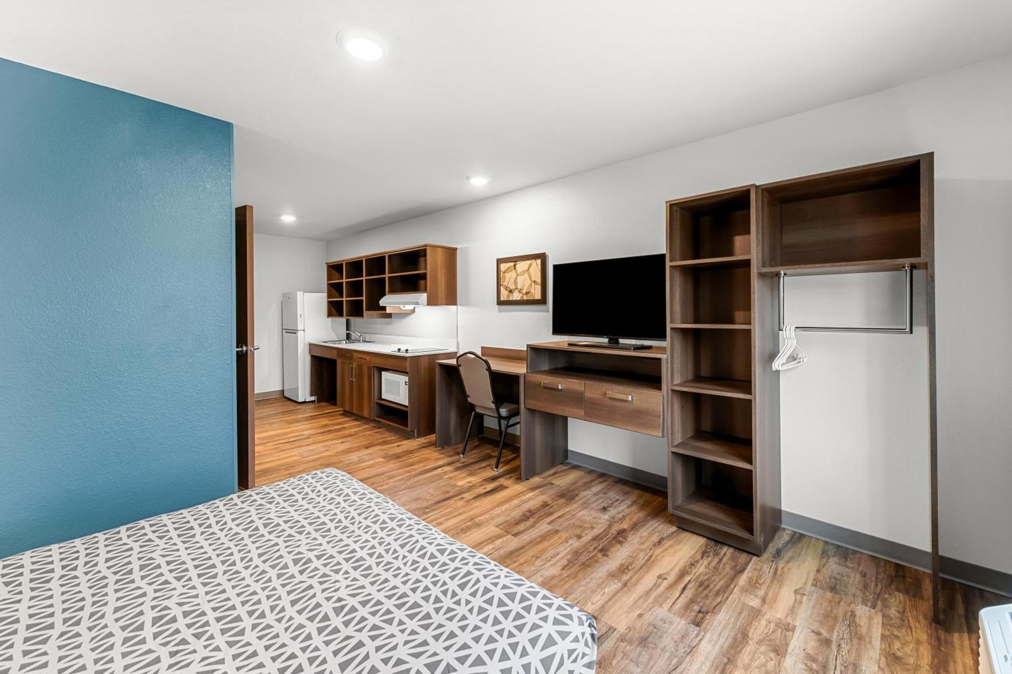 Woodspring Suites Kansas City Airport Экстерьер фото