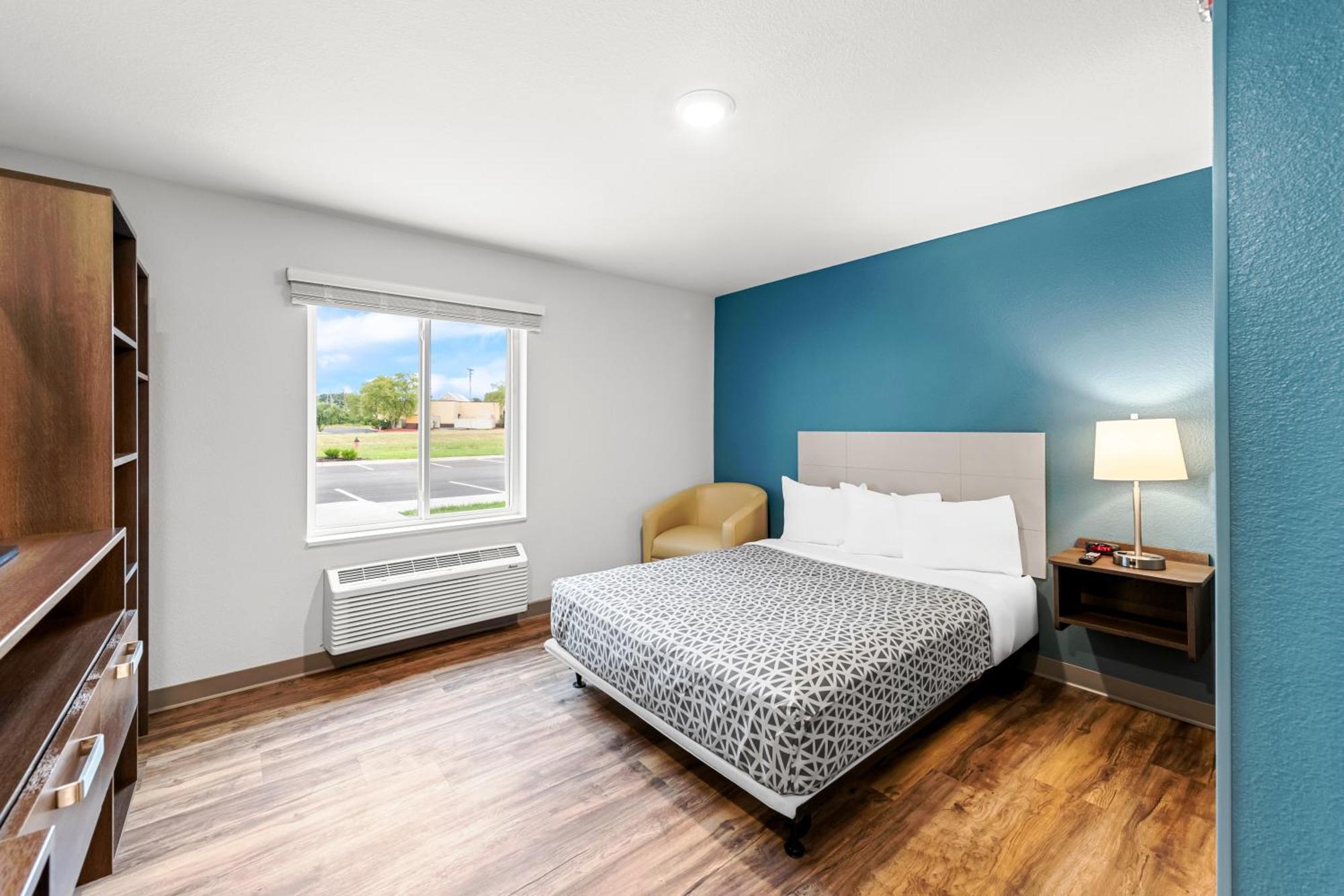 Woodspring Suites Kansas City Airport Экстерьер фото