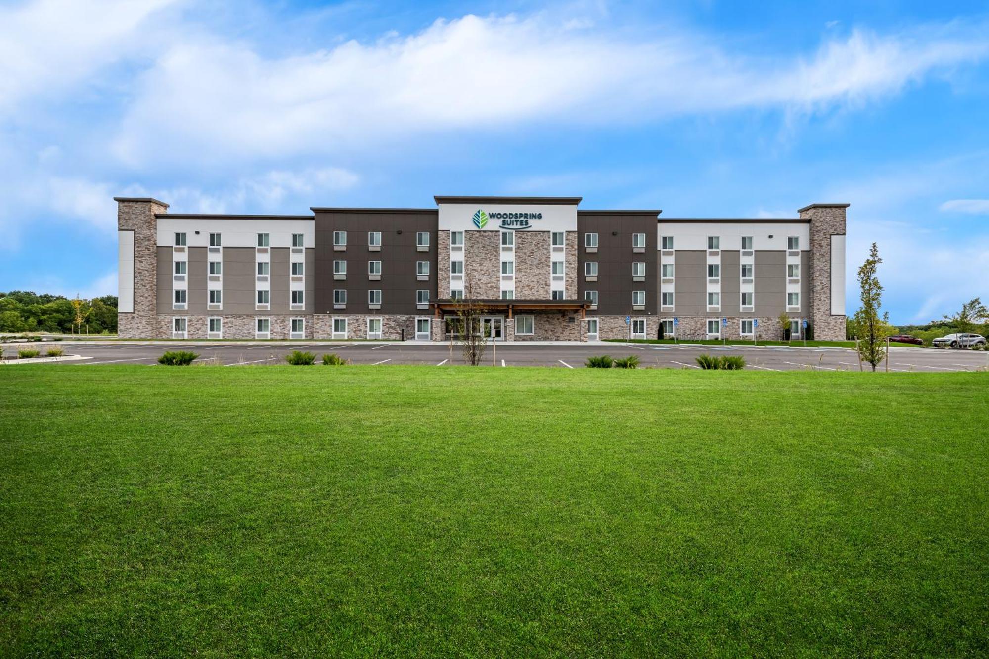 Woodspring Suites Kansas City Airport Экстерьер фото