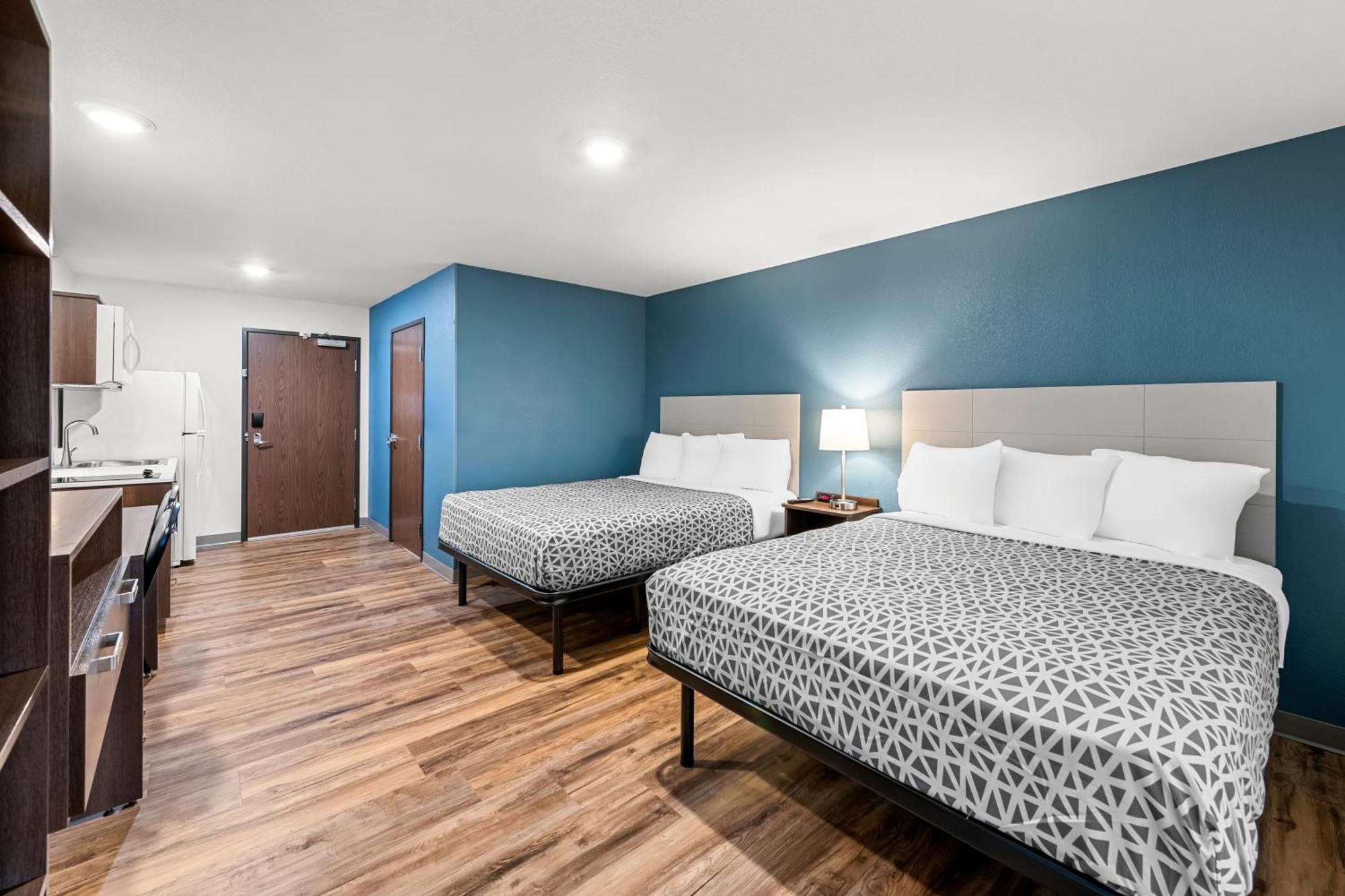 Woodspring Suites Kansas City Airport Экстерьер фото